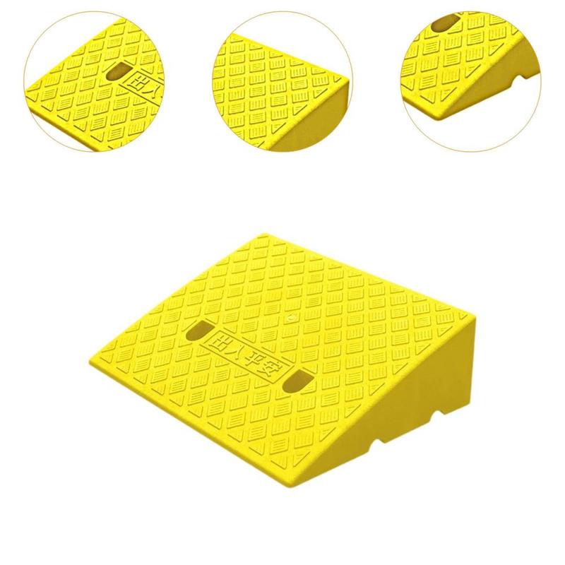 Product Introduction of Curb Threshold Ramp with Stable Grid Structure Uphill Triangle Mat Curb Ramp for Entry Driveway Pavement Sidewalk Vehicles 1