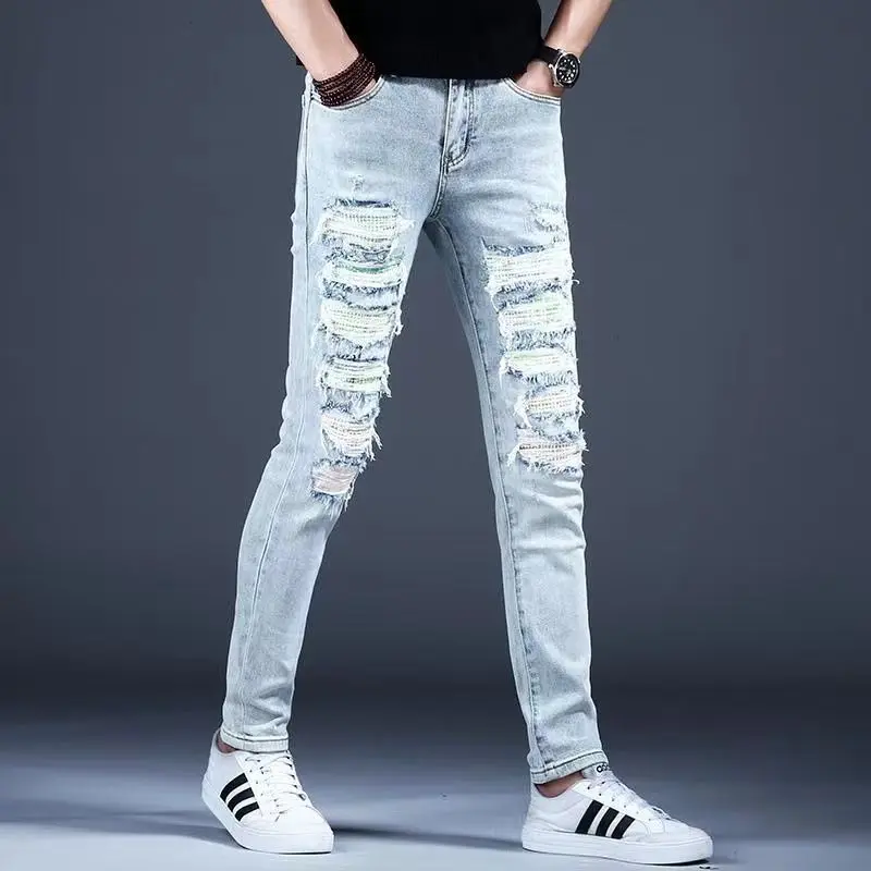 Seluar Jeans Koyak, Seluar Tirus Musim Luruh Lelaki, Biru Muda Bergaya, Slim Fit, Seluar Kasual, untuk Lelaki
