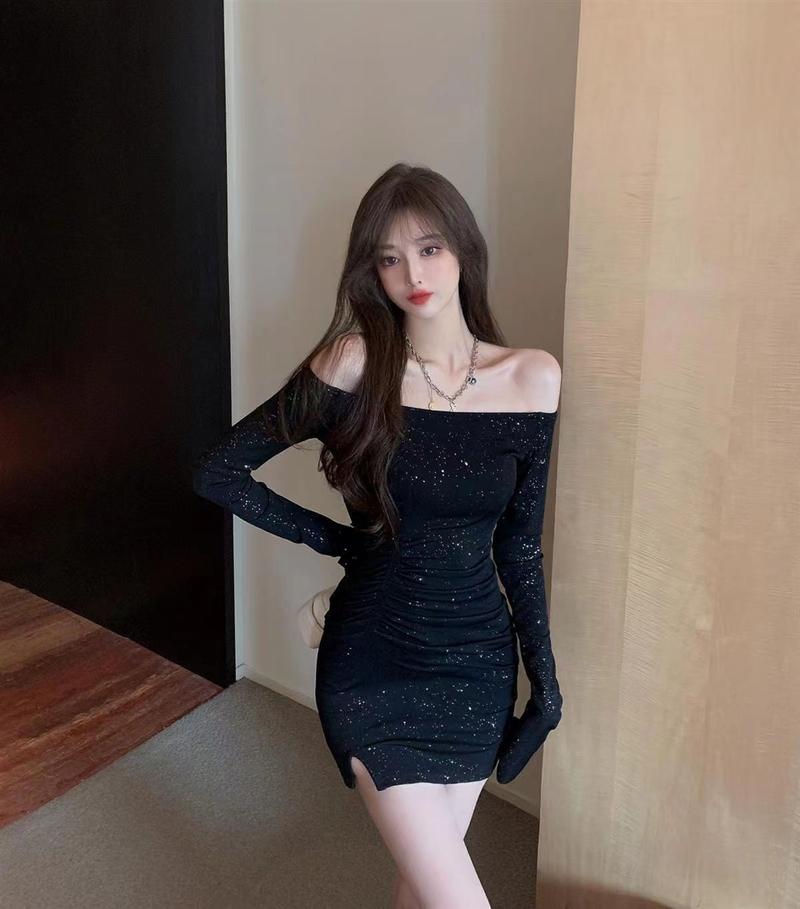 Product Introduction of Váy Trễ Vai, Ôm Sát Nữ, Dài Tay, Đính Kim Cương, Váy Bodycon Bất Đối Xứng, Đầu Thu, Hàng Mới Về, Váy Đen, Năm 2025 2