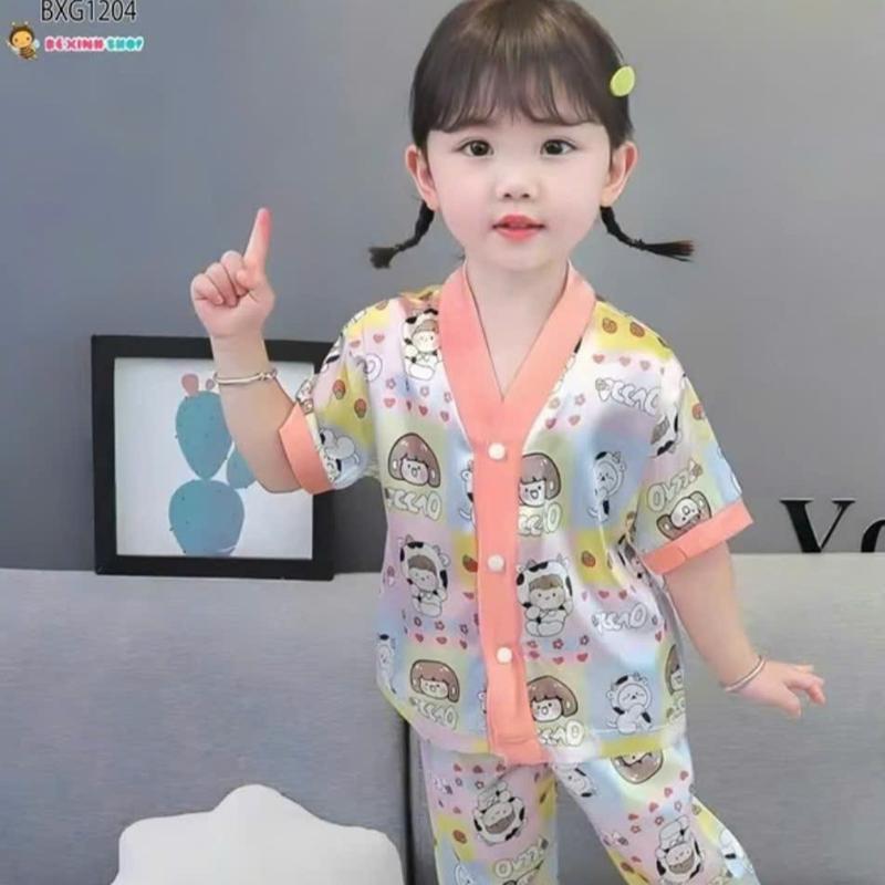 BỘ ĐỒ NGỦ pijma dành cho bé gái ,làm bằng chất chất liệu vải coton mềm, nhẹ, thoáng, không gây kích ứng da cho bé. 2