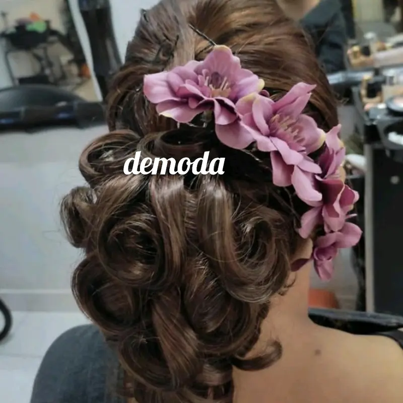 sanggul messy premium / sanggul modifikasi premium / hairdo simpel / hairdo di rumah aja / sanggul modern / sanggul pesta 4