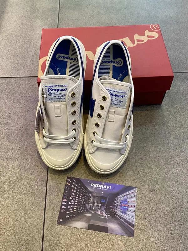 Compass Gazelle Low White Blue 2