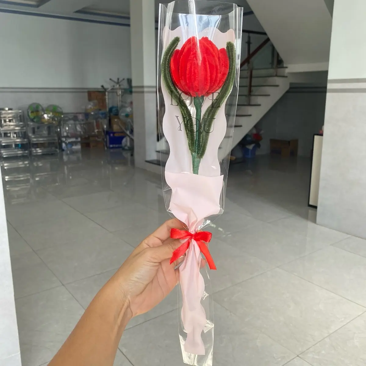 Bó hoa 1 bông tulip đỏ tươi xinh tặng ý nghĩa hoatrangtri