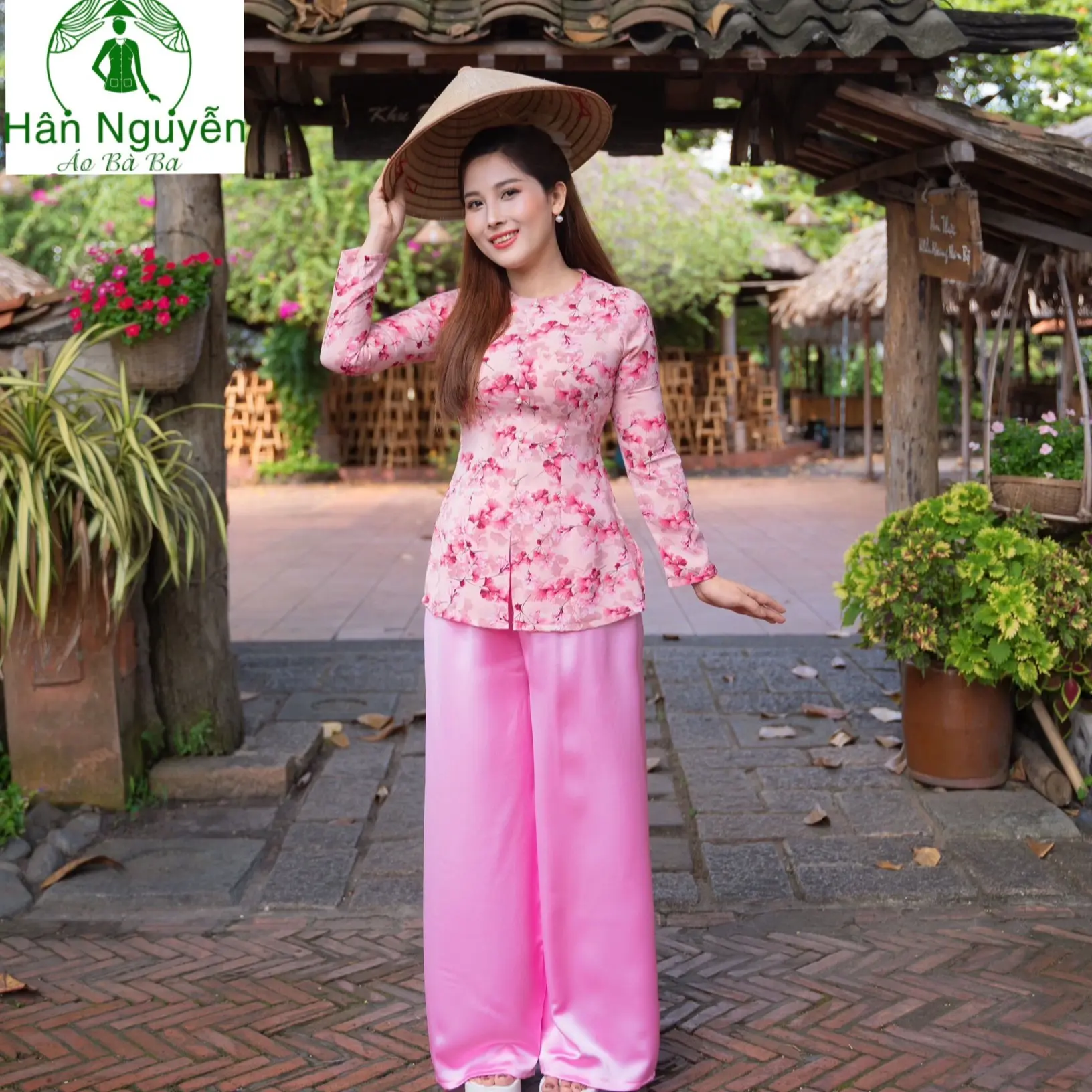 Hân Nguyễn Áo Bà Ba - B.A01  - Bộ Áo Bà Ba Dây Kéo Lụa Hoa Gió Cổ Tròn Tay Dài Nữ Top Women Sơ Mi Tay Loe