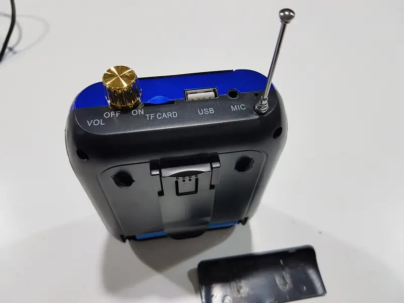 COD Speaker Rolinson RL-4049 SERI-4012 Original Speaker Pinggang MP3 + Radio + Mic Rolinson RL- 4012 Speaker Terbaru 3