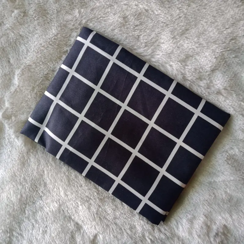 SEPREI KOTAK ESTETIC NO 3 120X200 /SEPREI SINGEL HITAM DAN PUTIH ISI BANTAL 1 GULING 1 2
