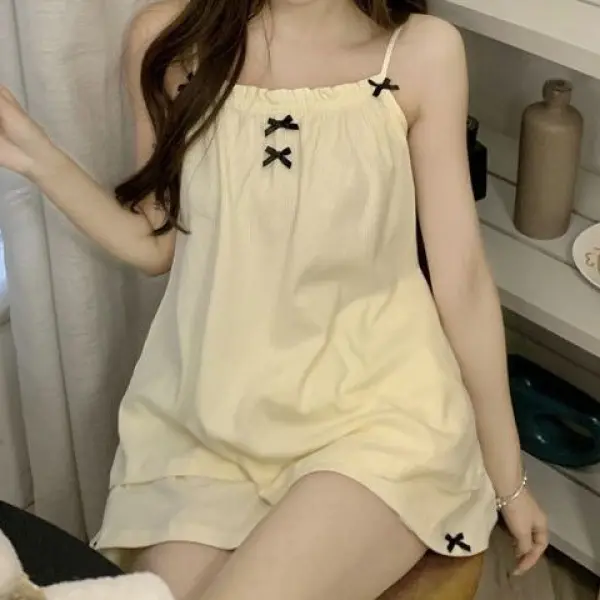 Đồ Ngủ Quần Đùi Có Dây Đeo Nơ, Phong Cách Mùa Hè Dễ Thương Và Gợi Cảm, Dành Cho Phụ Nữ Và Trẻ Em Gái, Mỏng Và Thoải Mái, Thích Hợp Đi Chơi, Có Thể Mặc Ngoài Trời, Có Sẵn Để Giao Hàng Quốc Tế, Có Thể Được Mặc Bên Ngoài Áo