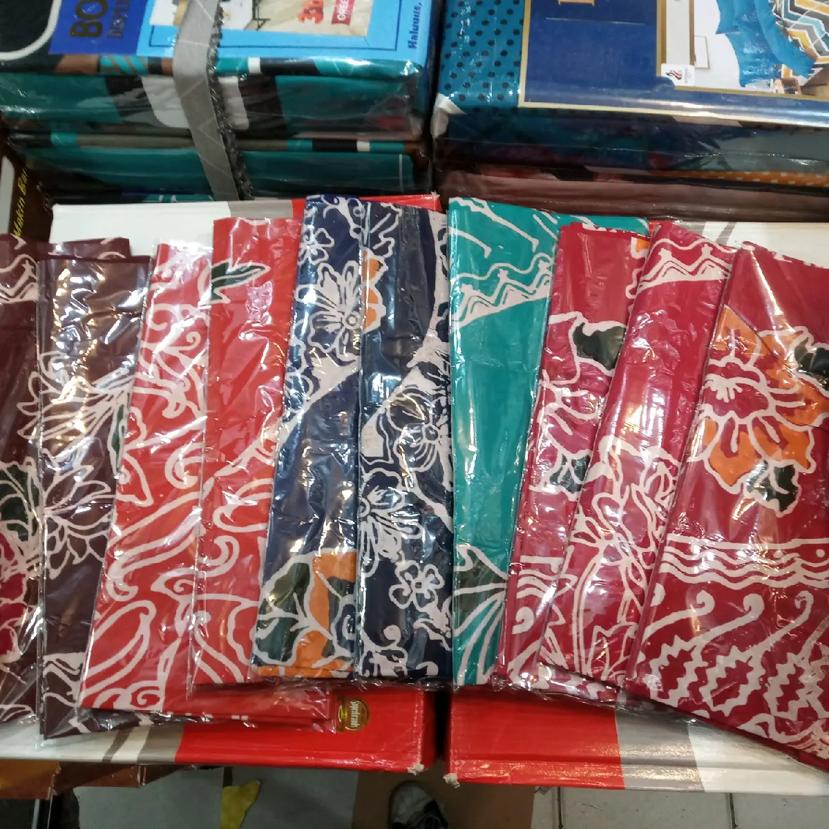 ALAS MEJA BATIK /BUNGKUS TILAM