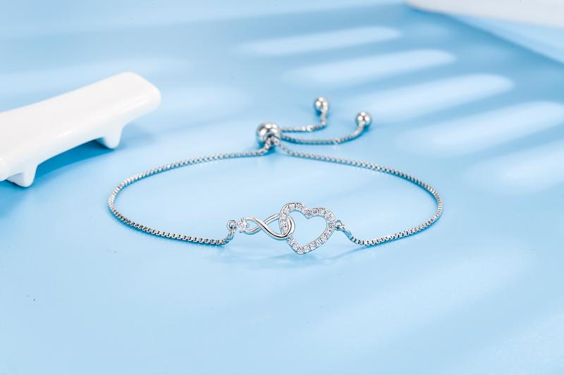 Product Introduction of Infinite Love Bracelet New Creative Love Bracelet Female Zircon Element Temperament Bracelet  Personalized Push-pull Light Bead Hand 18