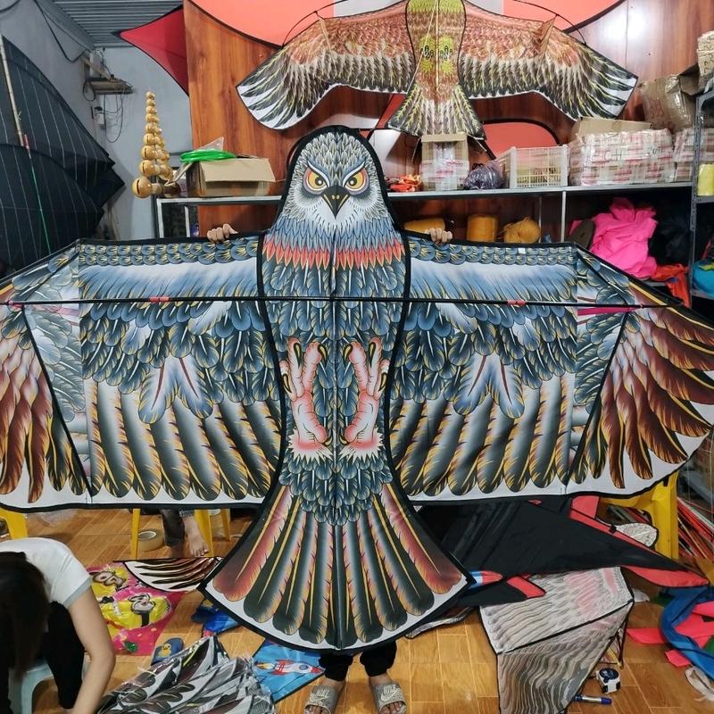 diều hình chim đại bàng cỡ lớn,độ các-bon. từ 1m6-2m8