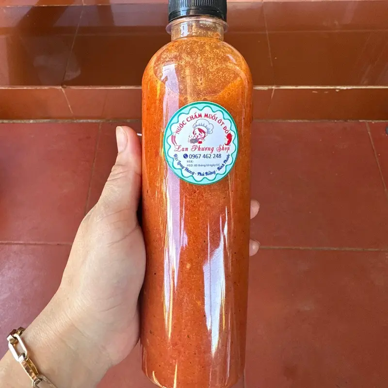 Muối ớt chấm đỏ ( chai 330ml ) chấm thịt nướng hải sản các loại 0