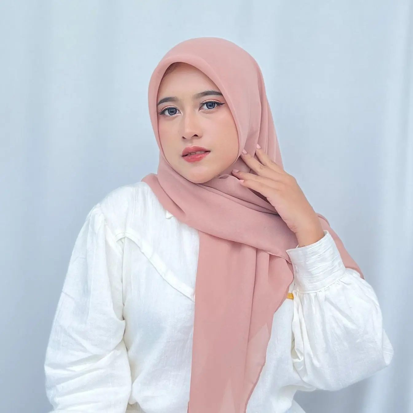 Bella Square Segiempat Pollycotton Jahit Tepi