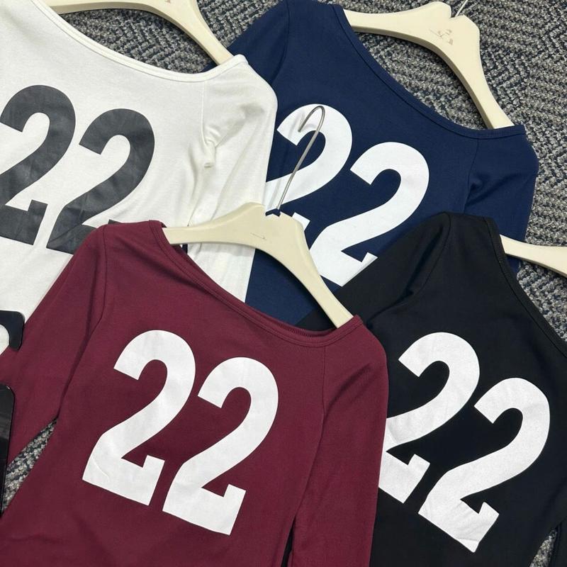 Áo tay dài trễ vai số 22. Ba màu xinh xắn cho khách lựa chọn. Vải bozip co giãn thoải mái