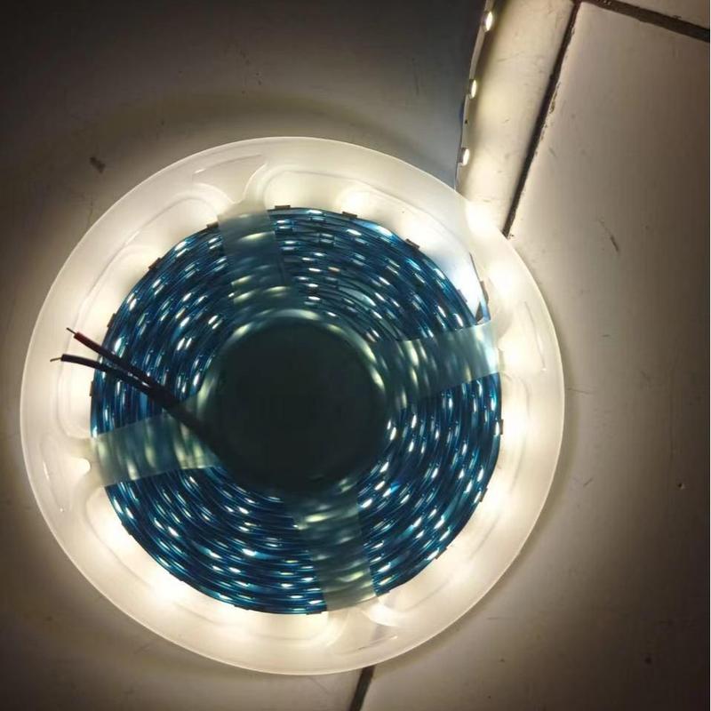 Lampu LED Strip 4040 5050 IP33 12v INDOOR Led strip ip 33 12v - 4040 1