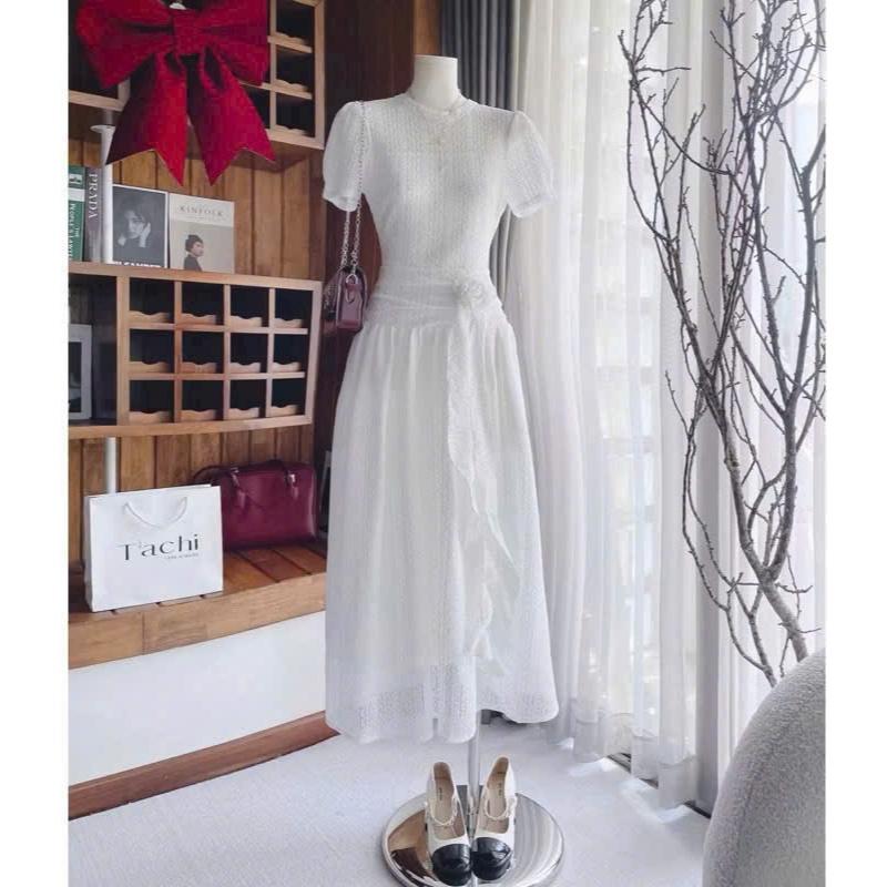 Đầm thiết kế dáng maxi chất ren cao cấp ôm vòng nhún eo tay ngắn đính bông 3 màu sang trọng mặc đi tiệc 4