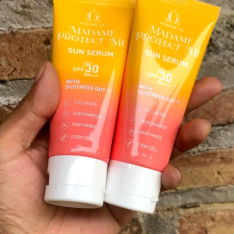 ISI 2 Madame gie protect me sun serum SPF 30 PA++++ sunscreen skincare with dustress out 60ml Semua Jenis Kulit Wajah Kusam Vitamin Facial Sunblock Extract Mencerahkan Memutihkan Perawatan Berminyak Berjerawat krim Dark 2