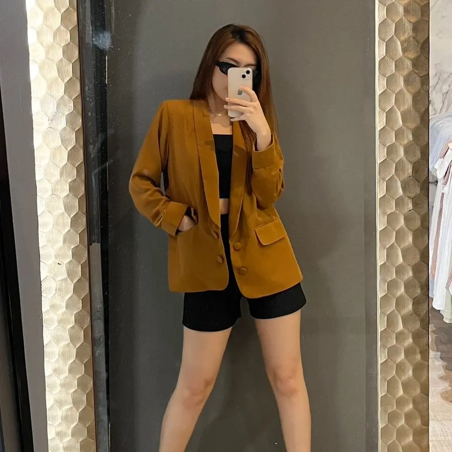 LINDY Alina Blazer - Outer Padded Blazer Wanita Outfit Kerja Kantor Formal Casual
