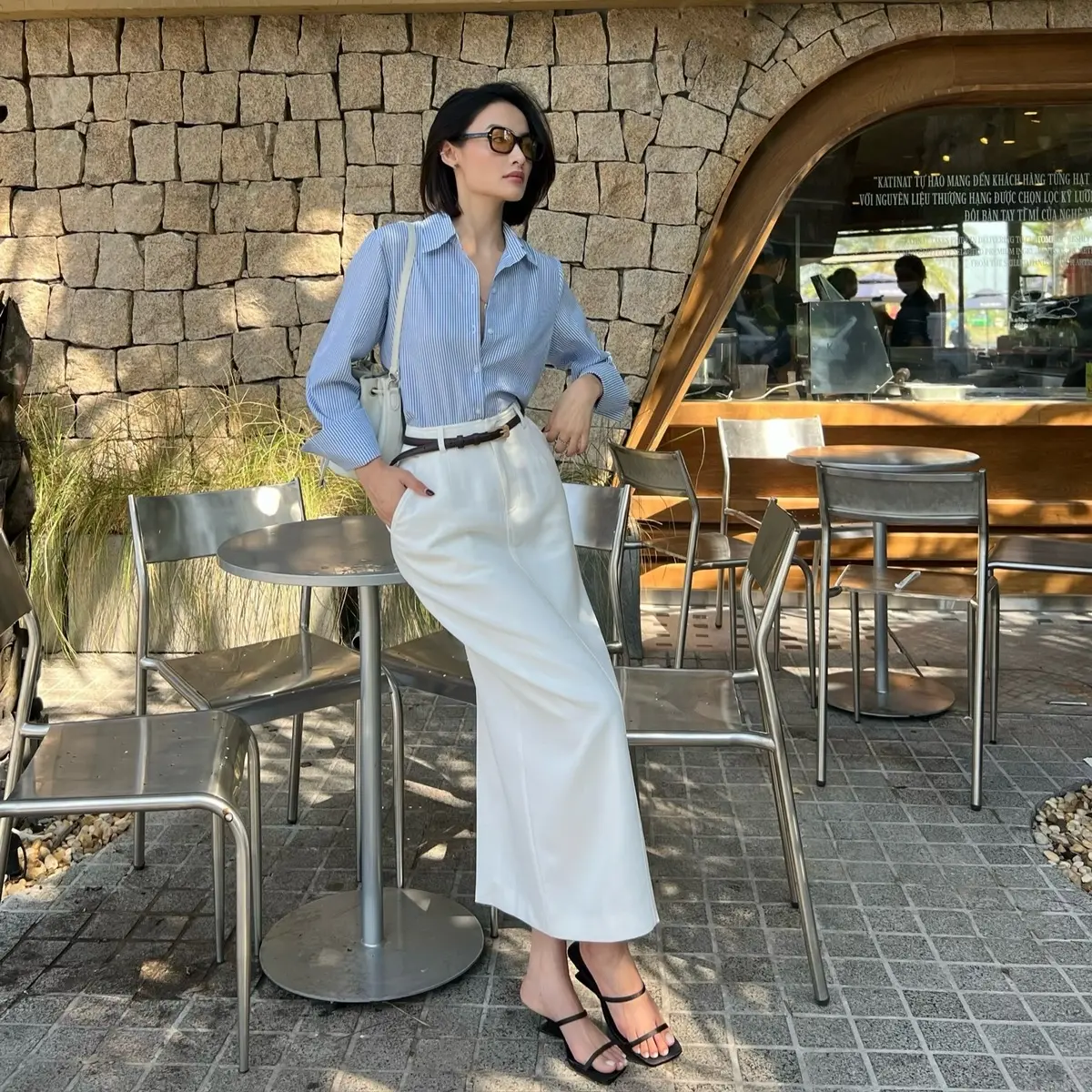 Thekat.shop - Váy midi cạp liền dáng chữ nhật xẻ sau 41cm thanh lịch, dễ di chuyển chất vải Boil mịn co dãn, ít nhăn lót lụa thoáng mát