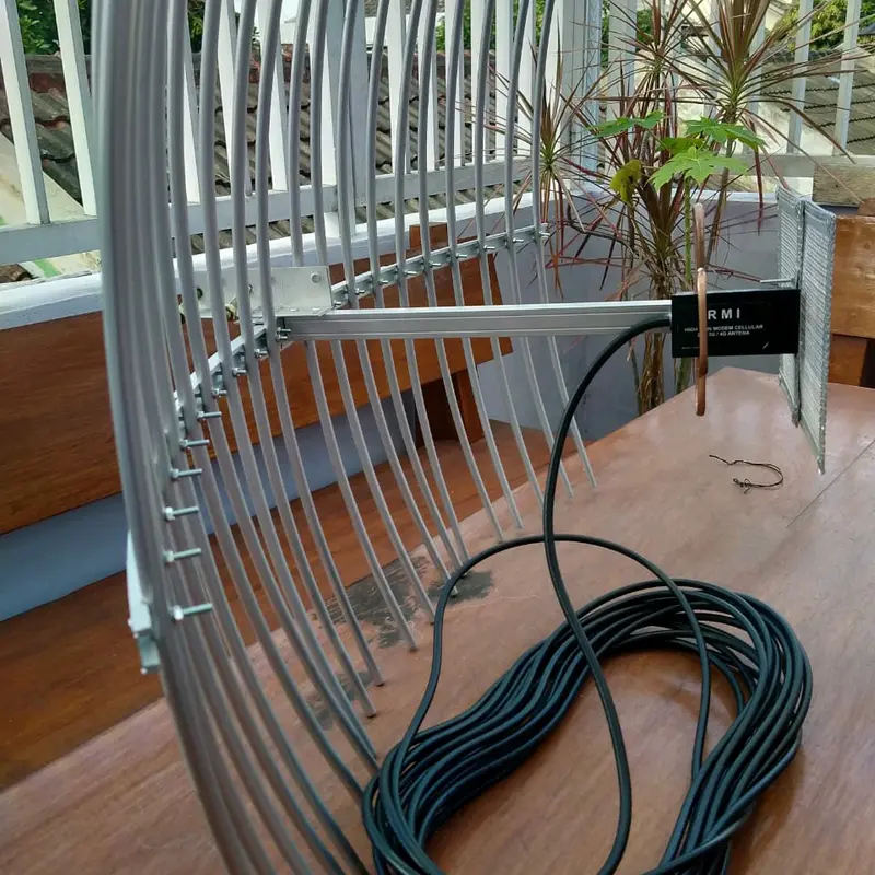 ANTENA YAGI GRID MODEM  ORBIT STAR 2  3G 4G (KABEL 15M) 3