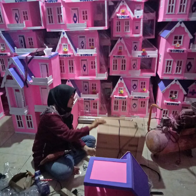 rumah boneka barbie 1
