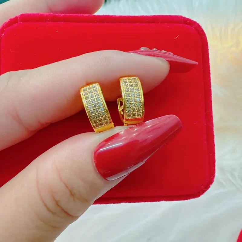 Hoa tai bản đính đá và hoa tai đá tròn mới( Women Voi ) 5