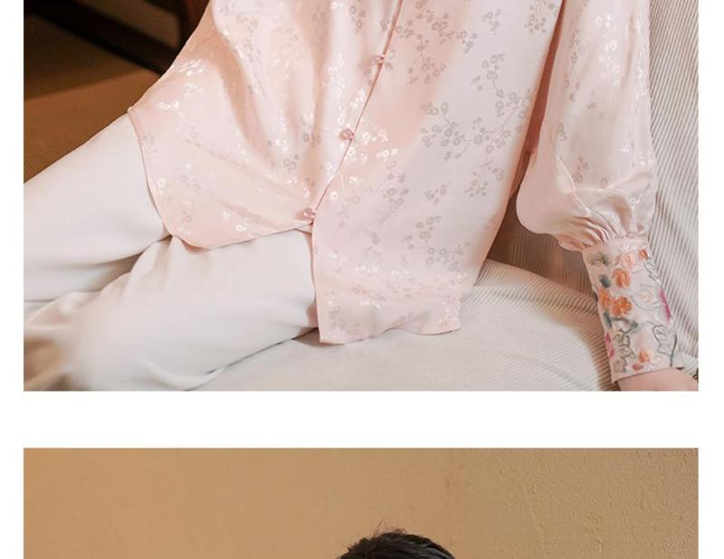 Product Introduction of Loose Version New Chinese Style Women's Shirt 2023 New Chinese Style Ethnic Style Tang Costume Top Long Sleeve Stand Collar Women 16