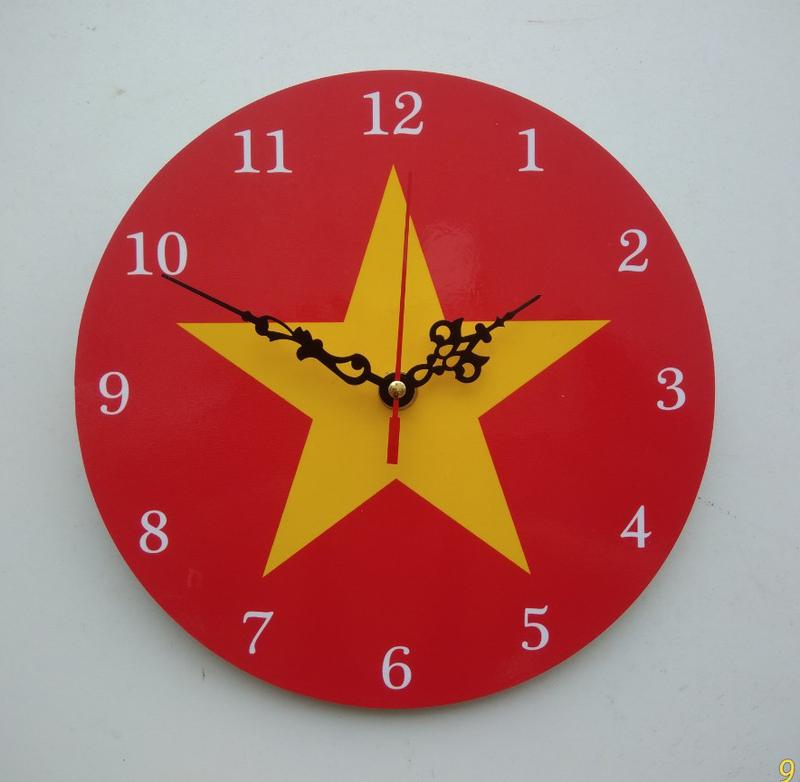 ĐỒNG HỒ TREO TƯỜNG VIỆT NAM CỜ ĐỎ SAO VÀNG 2