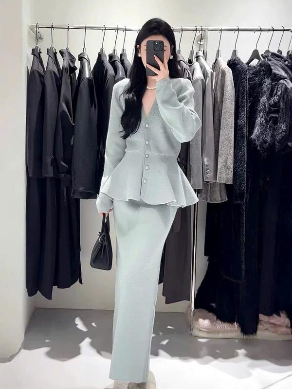 C3 Set váy len 2 món gồm áo thân bèo cổ chữ V và chân váy xuông hàng quảng châu cao cấp C3