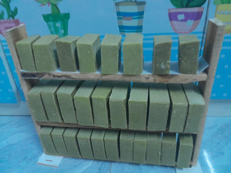Product Introduction of Xà phòng dược thảo sạch sâu chuyên biệt dành cho da viêm ngứa, mụn lưng Dưỡng Body Sen 21