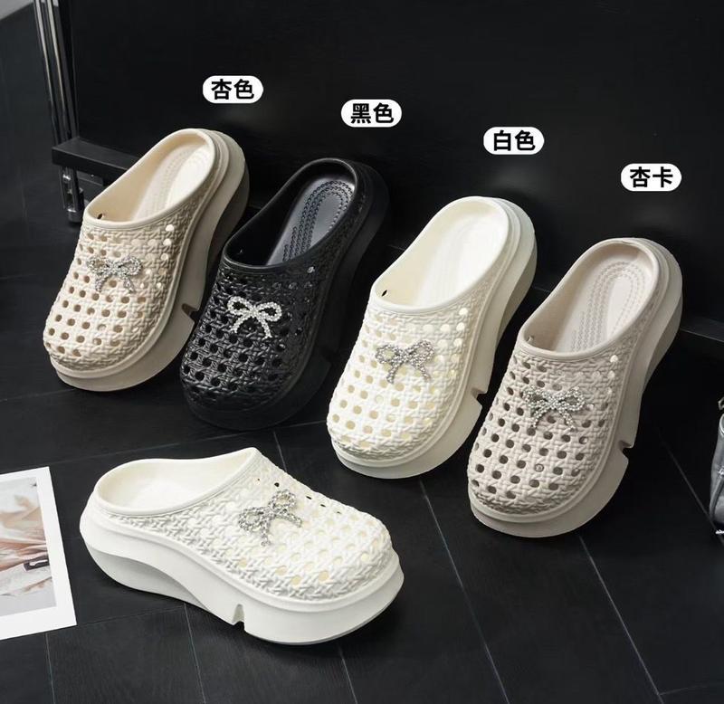 Product Introduction of Giày Tăng Chiều Cao, Bán Chạy Cho Mùa Lò Xo Và Mùa Hè, Đế Dày 7Cm, Siêu Nhẹ, Thoải Mái Khi Bước, Thời Trang, Thiết Kế Dễ Phối Đồ, Guốc, Phong Cách, Giày Tăng Chiều Cao dép  bùi  trà，Tăng thêm 7cm dép  chữ  h 7
