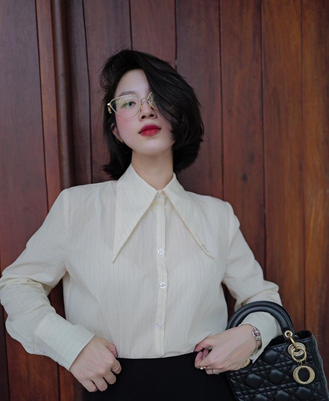 [ BOHEE ] Áo sơ mi kẻ dài tay màu vàng nhạt- A399