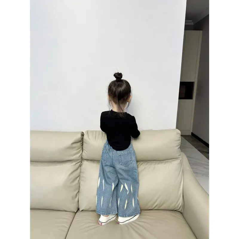 Áo Thun Dài Tay Cho Bé Gái Lượn Tôm Đính Cúc Vải Len Lông Thỏ Cực Đẹp 1
