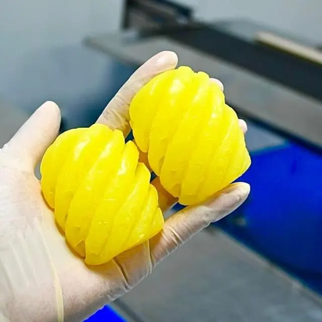 (MUA 1 TẶNG 1) Soap Trái Khóm Hỗ Trợ Sáng Da = Xà Bông Tắm Hỗ Trợ Sáng Da 65Gram - Le'Peau 2