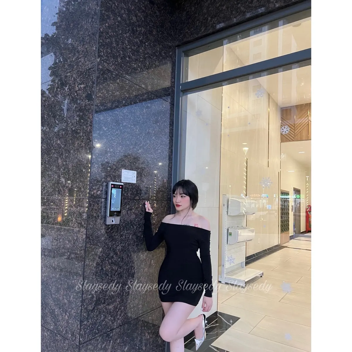JULLY DRESS_ĐẦM BODY DÁNG NGẮN TRỄ VAI TAY DÀI ÔM SÁT TÔN DÁNG CHẤT LADONG CAO CẤP