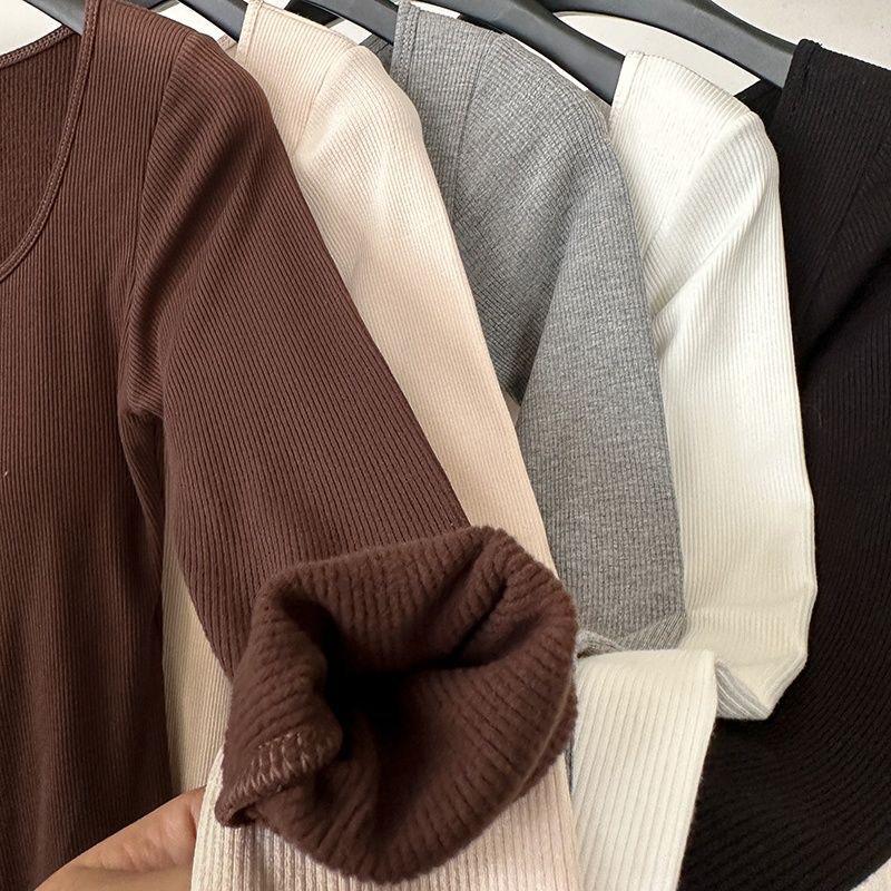 Product Introduction of 6060 #   New Brushed Autumn Winter Long Sleeve T-Shirt Thermal Underwear for Women with Chest Pad Integrated New Cold-Proof Base Layer 2