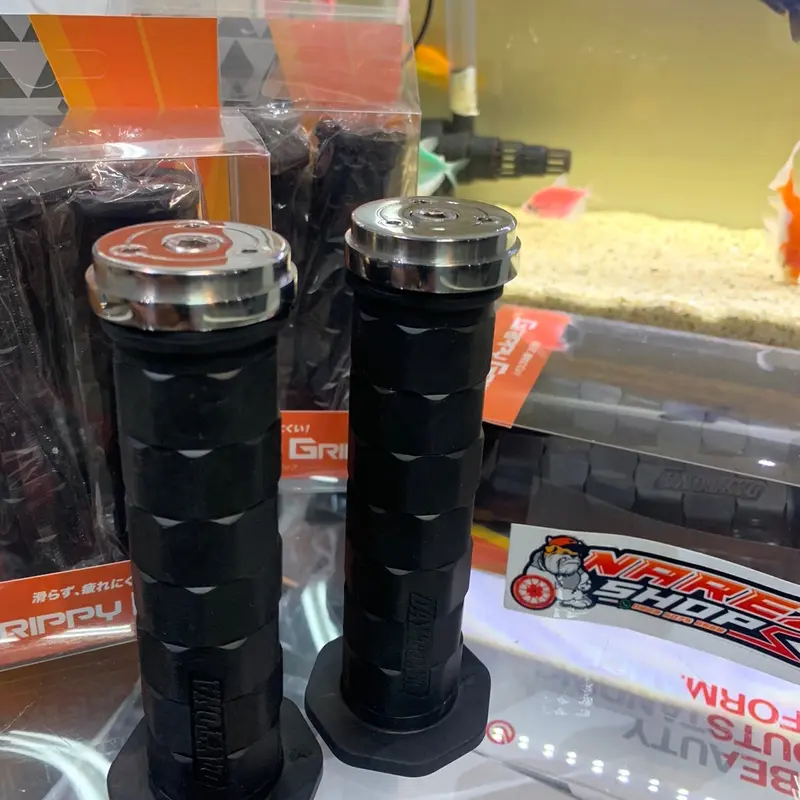 Aksesoris Handgrip Daytona Bonus Jalu Stang Stenlies untuk Kenyamanan Berkendara di Motor - Motorcycle 0