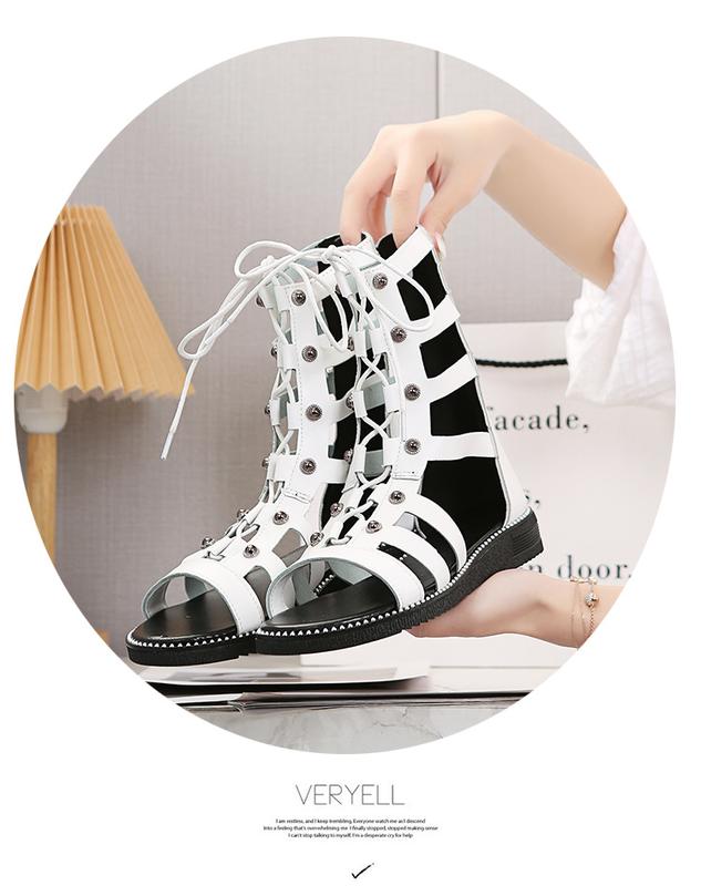Product Introduction of Bốt Sandal Cao Cấp Hàng Mới Về Mùa Hè 2024, Dành Cho Nữ, Ngoại Cỡ Phổ Biến, Đinh Tán La Mã, Khoét Lỗ Sau, Khóa Kéo Sau, Bốt Sandal Đế Bằng, Quốc Tế Thương Shoes Boot GiàY 3