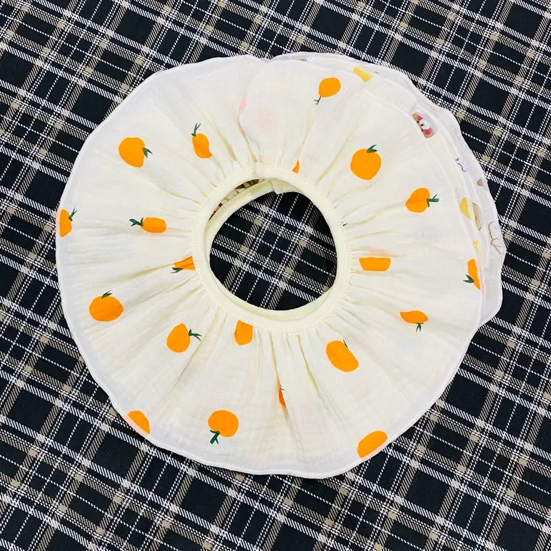 Set 5 Yếm TRÒN xô 2 lớp muslin siêu thấm hút và mềm mỏng cho bé vòng cổ rộng rãi 2 nấc bấm 5