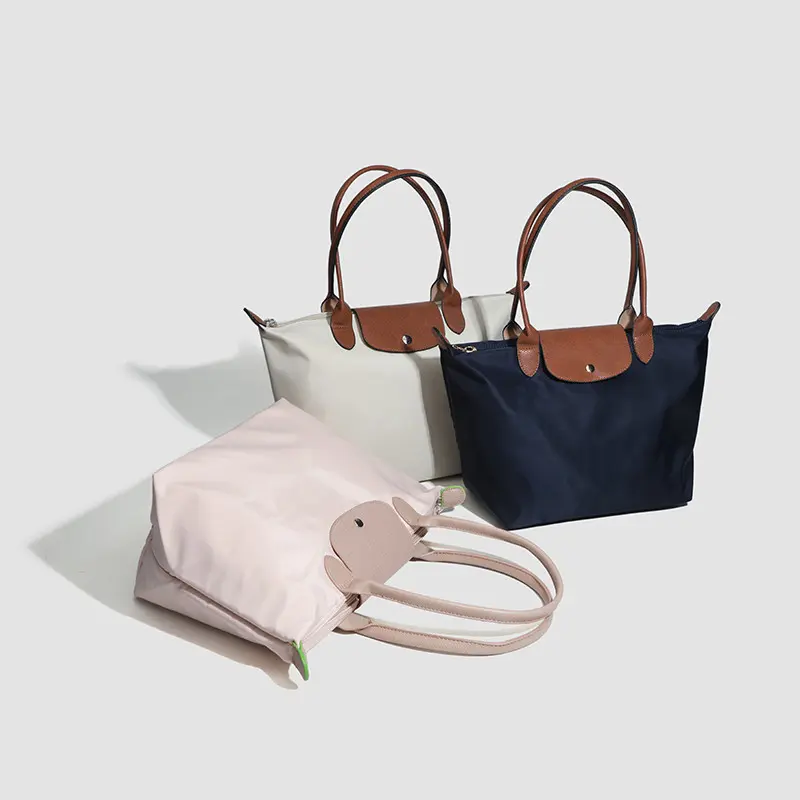 Tote Bag Large Capacity Classic Big Shoulder Bag Designer Casual for Women Luxury Nylon Handbags