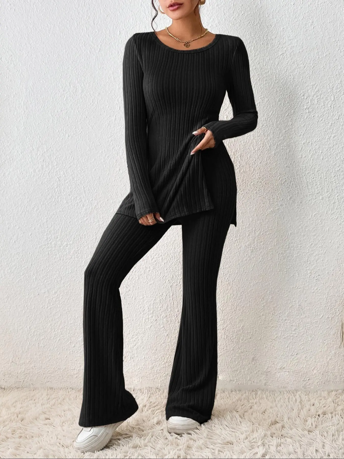 Two-Piece Set Women's Solid Long Sleeve Tee & Flare Leg Pants Set, Casual Round Neck Top & Bell Bottom Trousers for Fall & Winter, Women's Clothes for Daily Wear