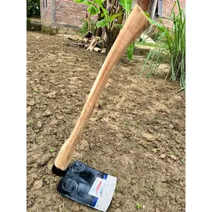 (FREE PEMASANGAN) Cangkul Cap Buaya impor siap pakai - Doran kayu jati panjang 70 cm