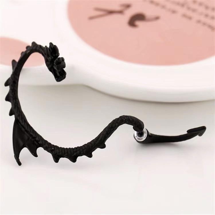 Fashion Flying Dragon Earrings Ear Clips Popular Punk Style For Girl Women Perfect Her Christmas gift 2