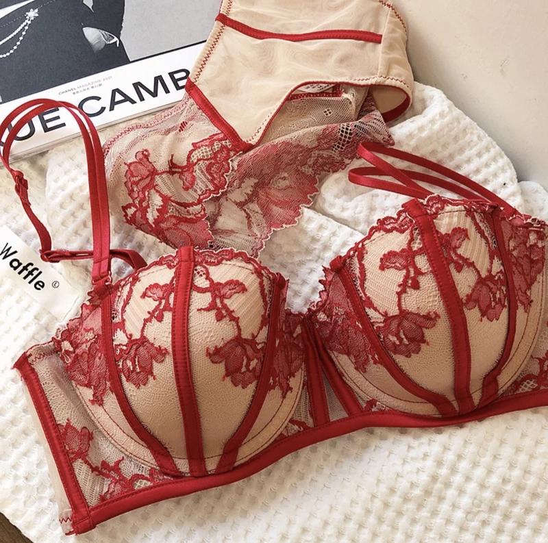 Product Introduction of Bra Set Lingerie Sexy 8010 4