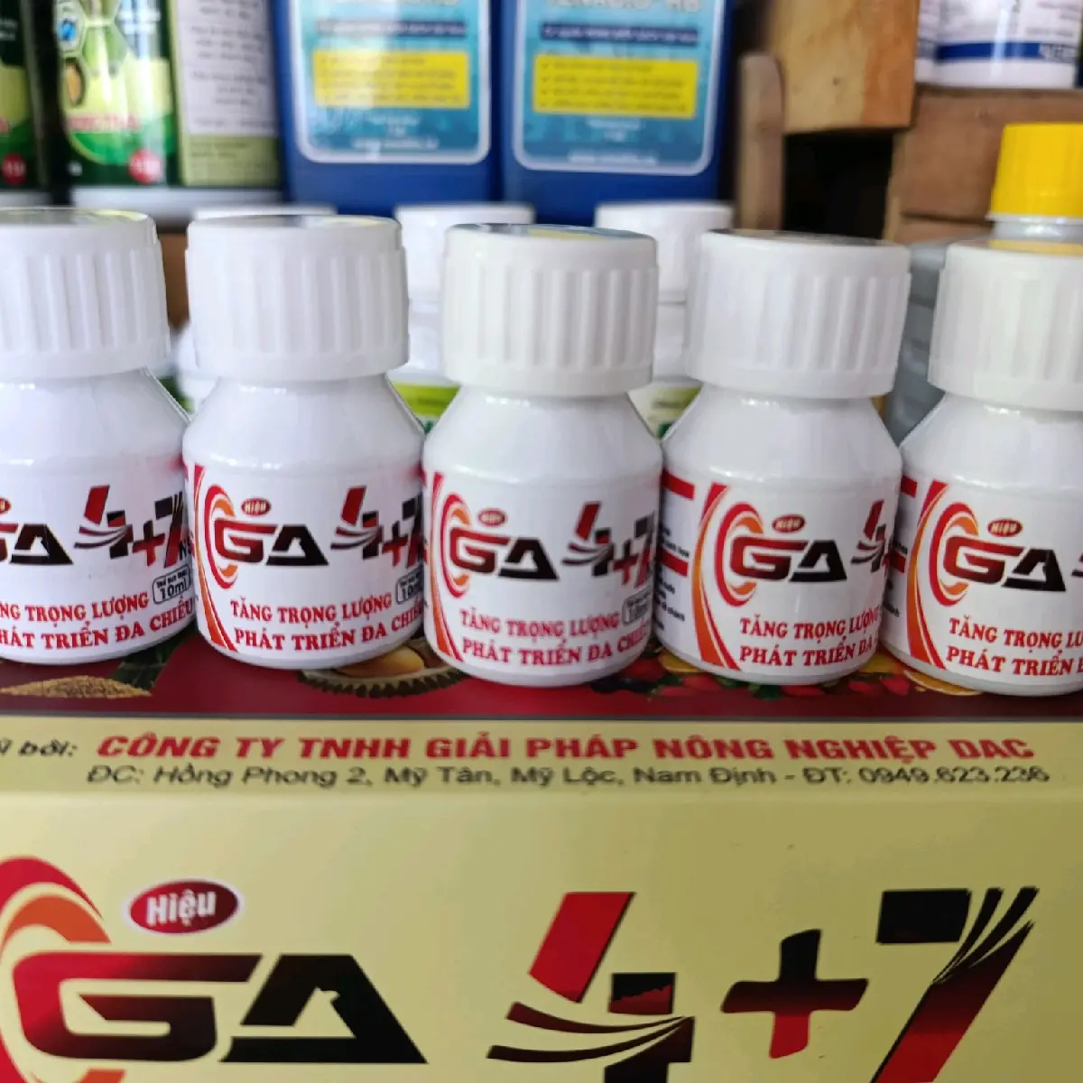 Phân Bón Lá Vi Lượng Multi Crops Ga4+7 chai 10ml giúp trái tròn đều, tăng trọng lượng, cây phát triển toàn diện