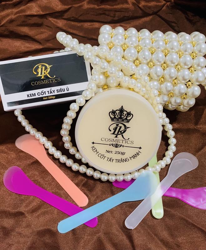 KEM CỐT TẨY TRẮNG MẠNH 250GRAM