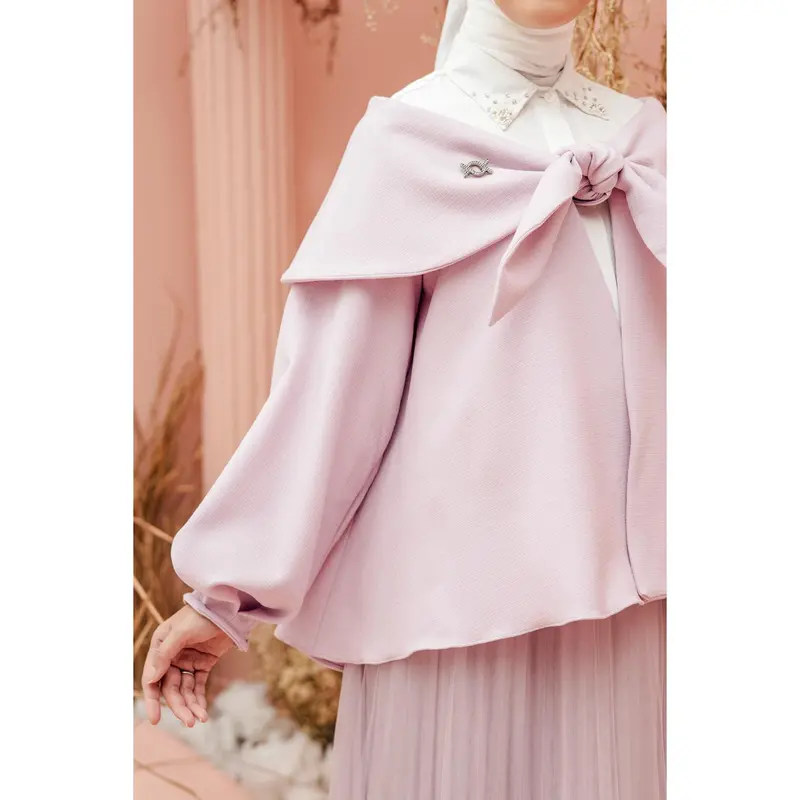 Klamby - Calliesh shaped Outer Lilac Snow 1