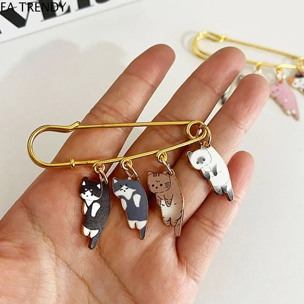 FA TRENDY Cartoon Alloy Kawaii Enamel Cat Brooch Electroplate Anti-glare Geometric Lapel Pin Coat Decoration