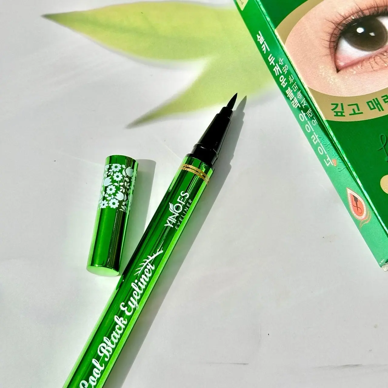 Black Eye liner Yinofs อายไลเนอร์สีดำ กล่องสีเขียว
