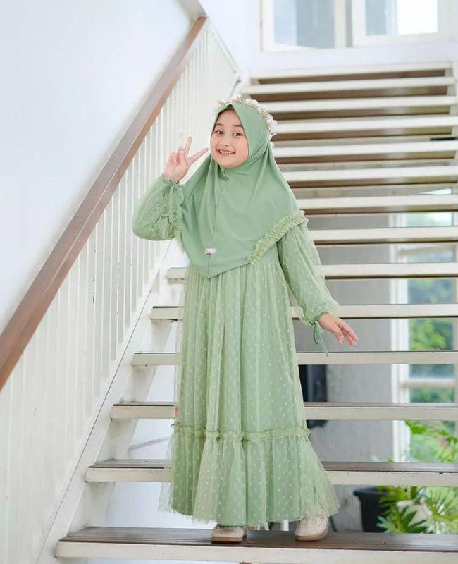 Gamis Set Hijab Anak Terbaru Fashionable 10-15 Tahun Shakila Full Tilledot 1