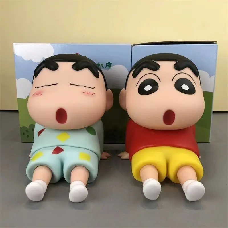 Figure Crayon Shinchan Lazy santai Phone Holder Crayon Shinchan Figure Toys Crayon Shinchan Pajangan Meja Lucu 1